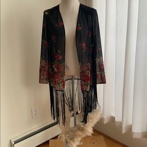 Kimono with tassels